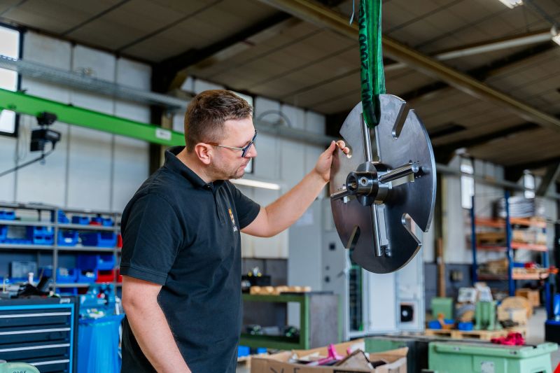 Wenn jeder Mikrometer zählt: Höchste Ansprüche an die Walztechnik in der Edelmetallverarbeitung